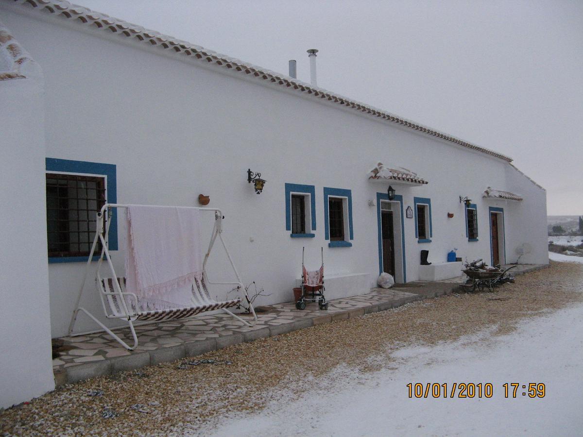 Cortijo Los Nogales Holiday home *